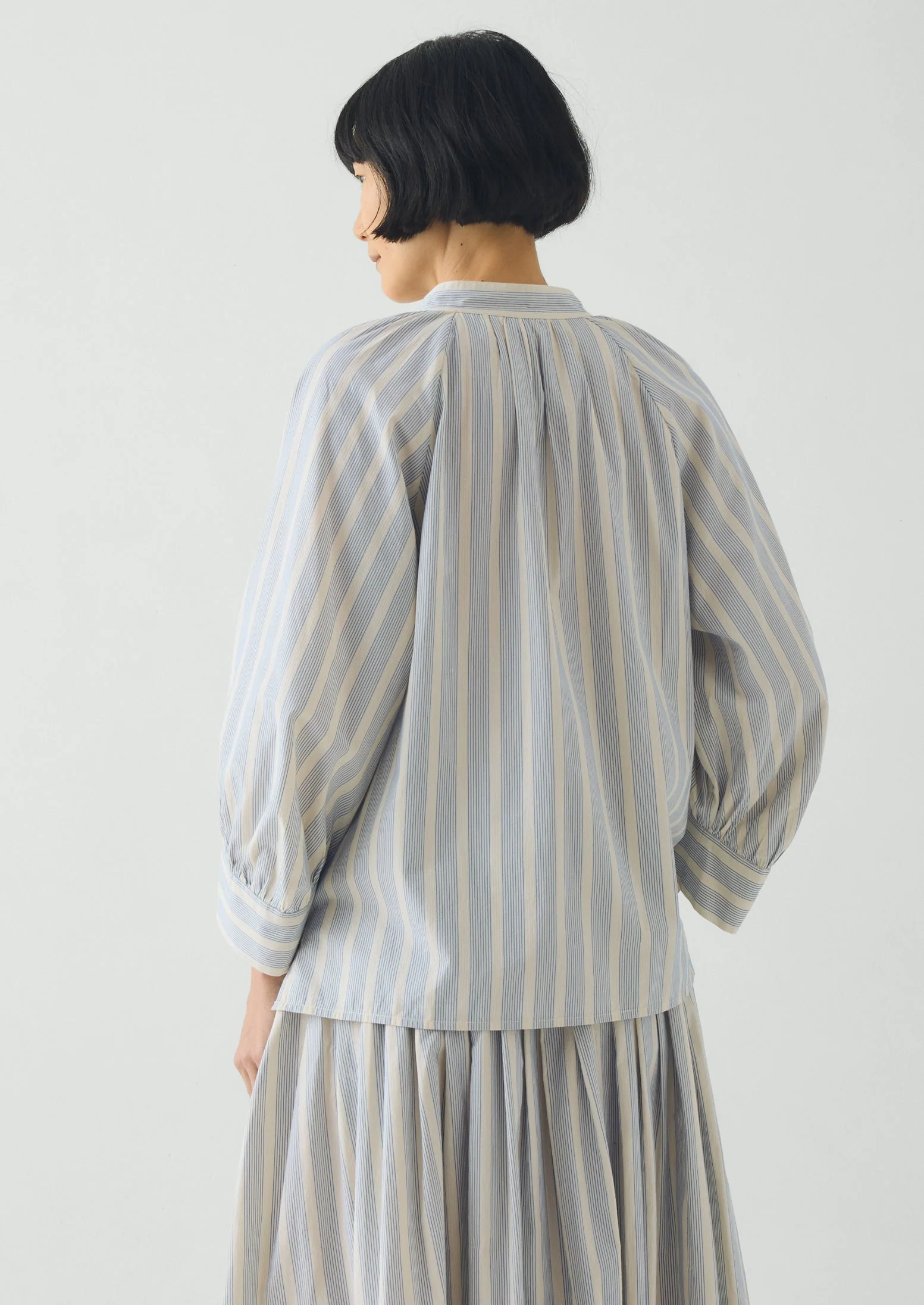 Catrin Cotton Striped Shirt | Ecru/Blue - Image 8