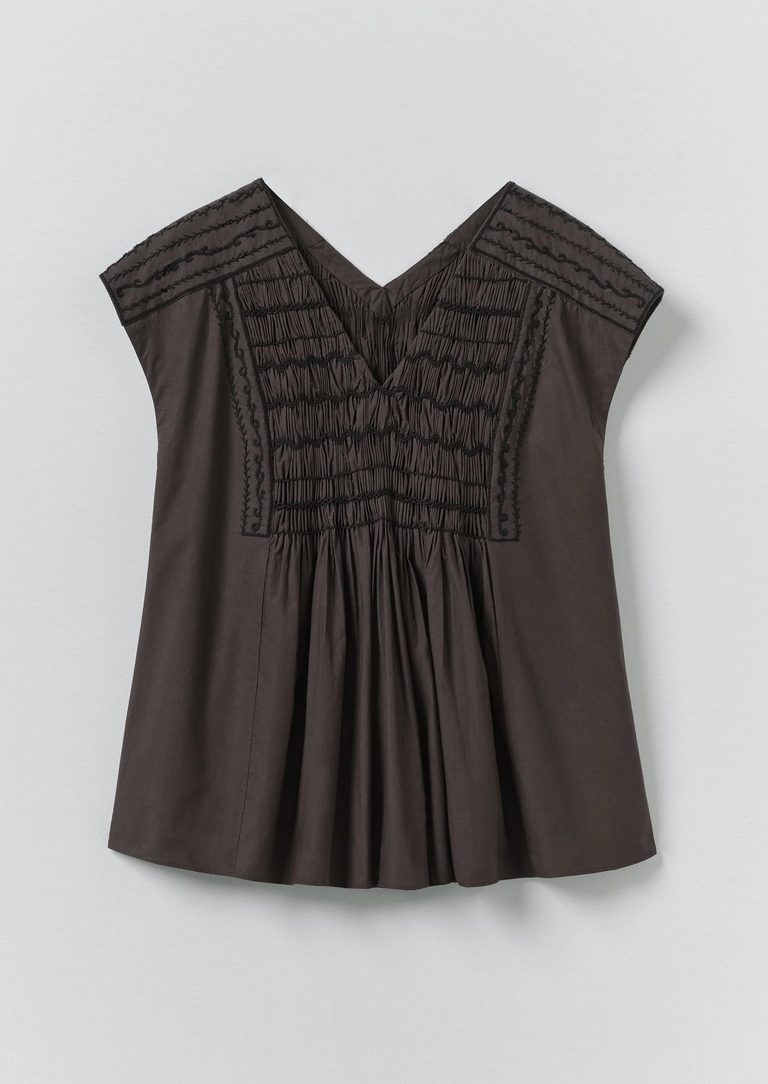 Contrast Smocked Cotton Top | Black Walnut