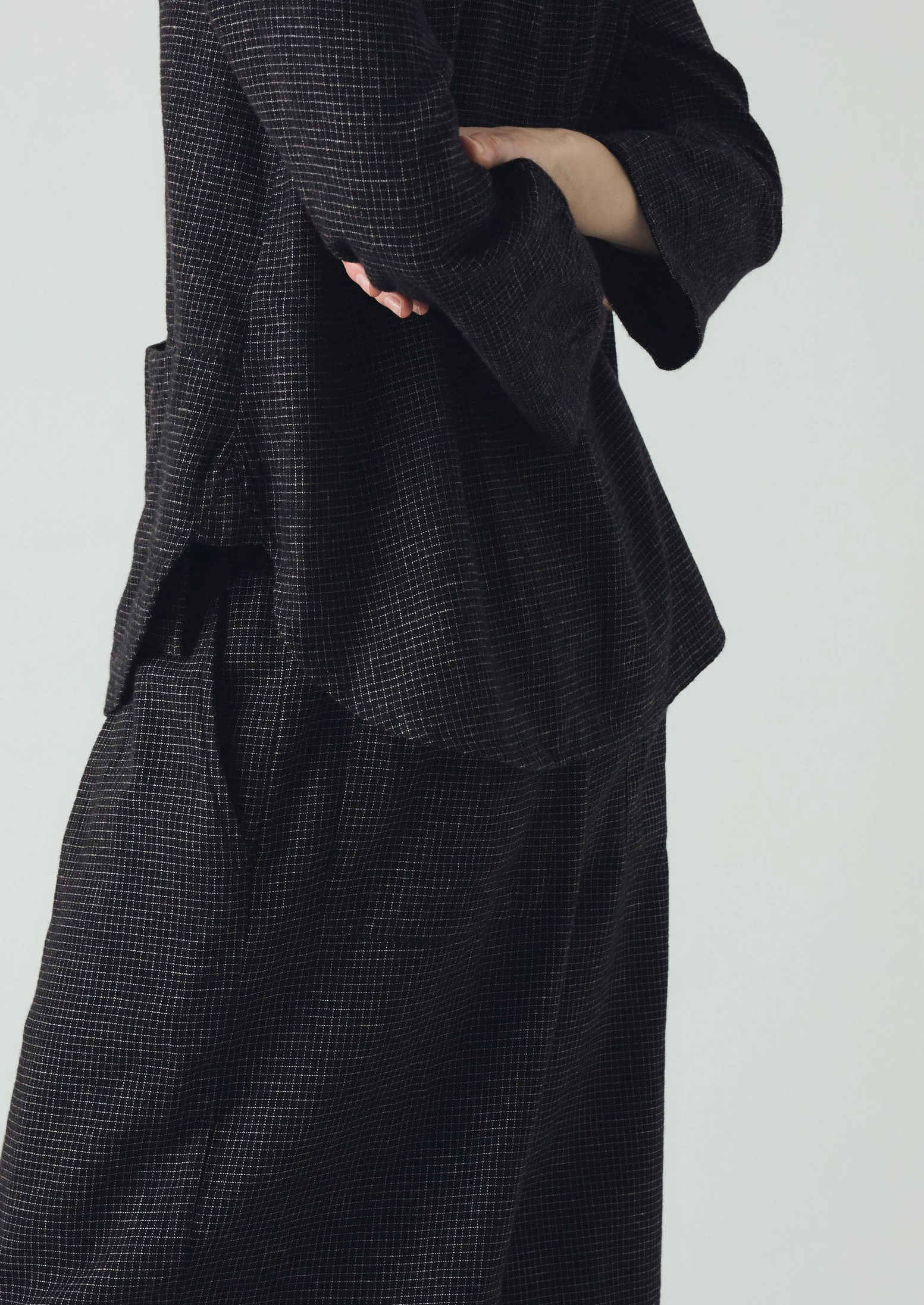 Cotton Cashmere Check Shirt | Black/Ecru - Image 6