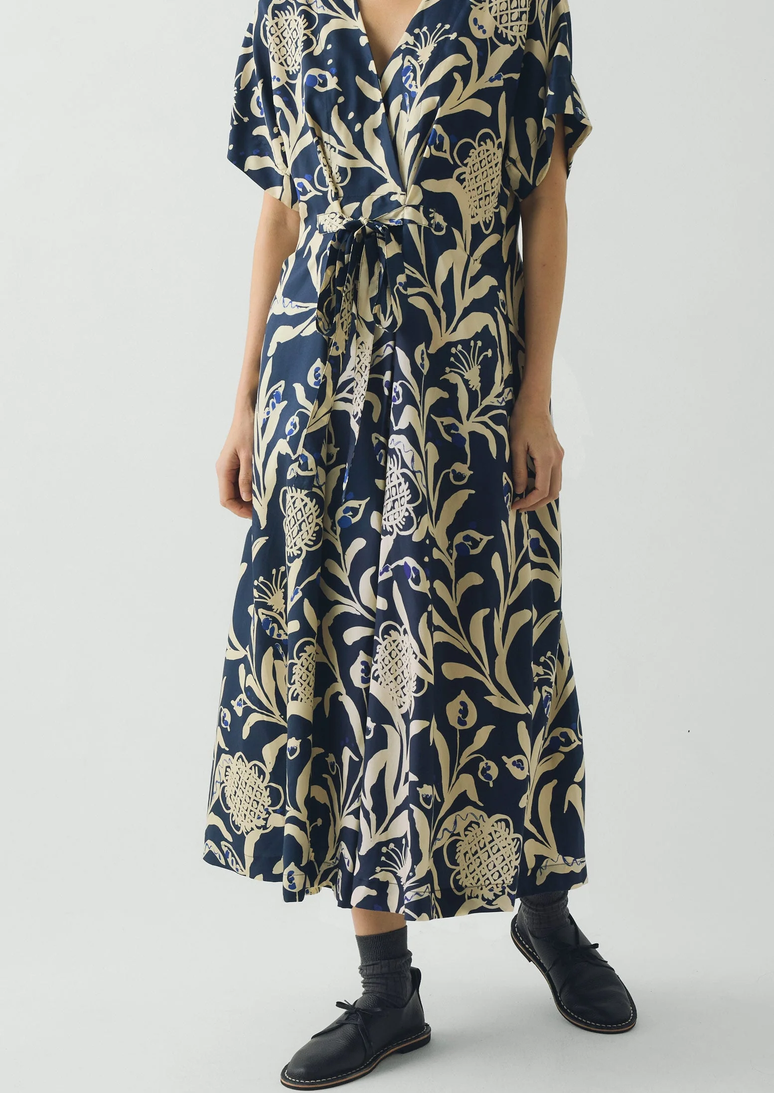 Crockery Print Dress | Smalt - Image 4