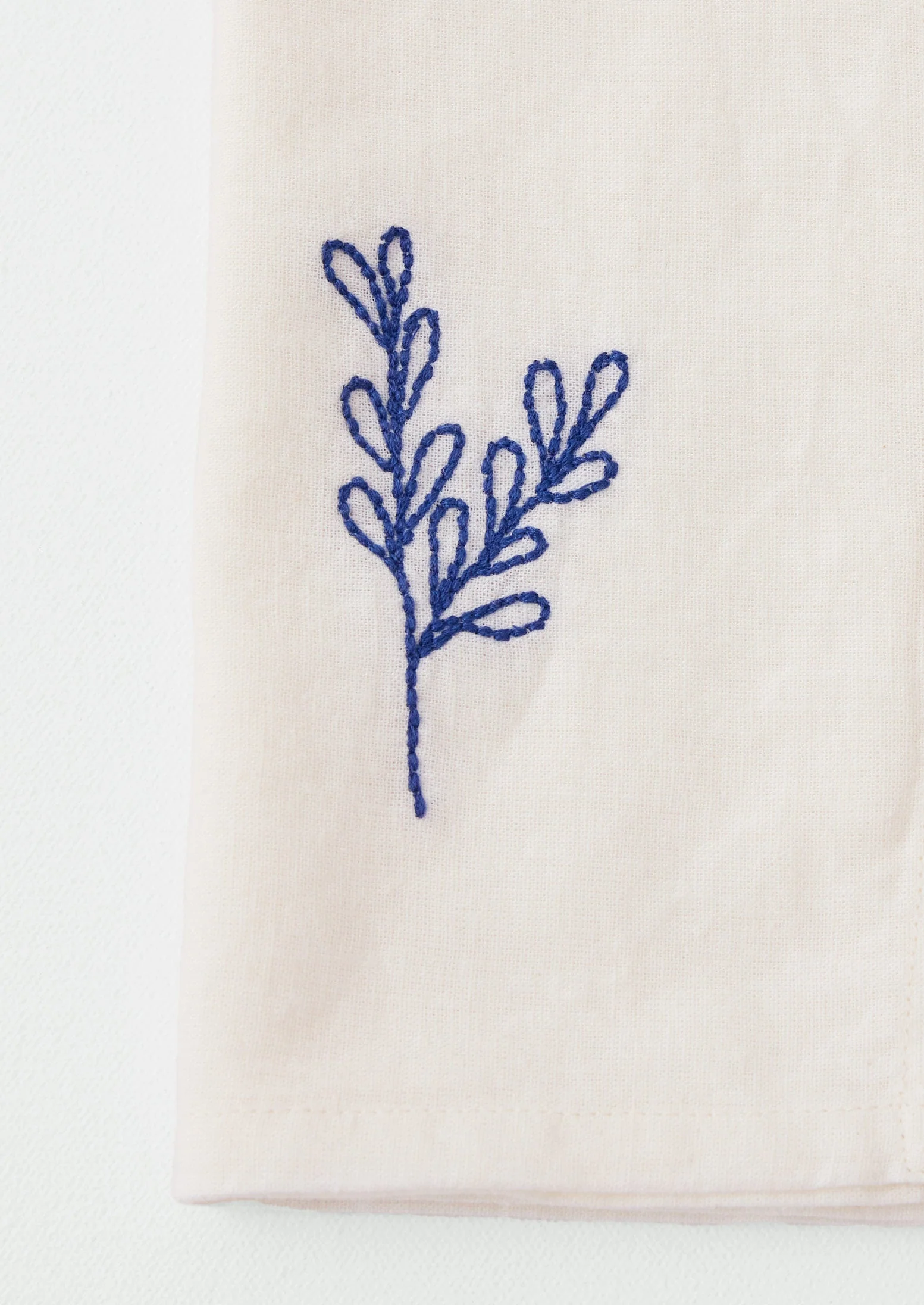 Embroidered Sprig Cotton Linen Napkin | Ecru/Blue - Image 2