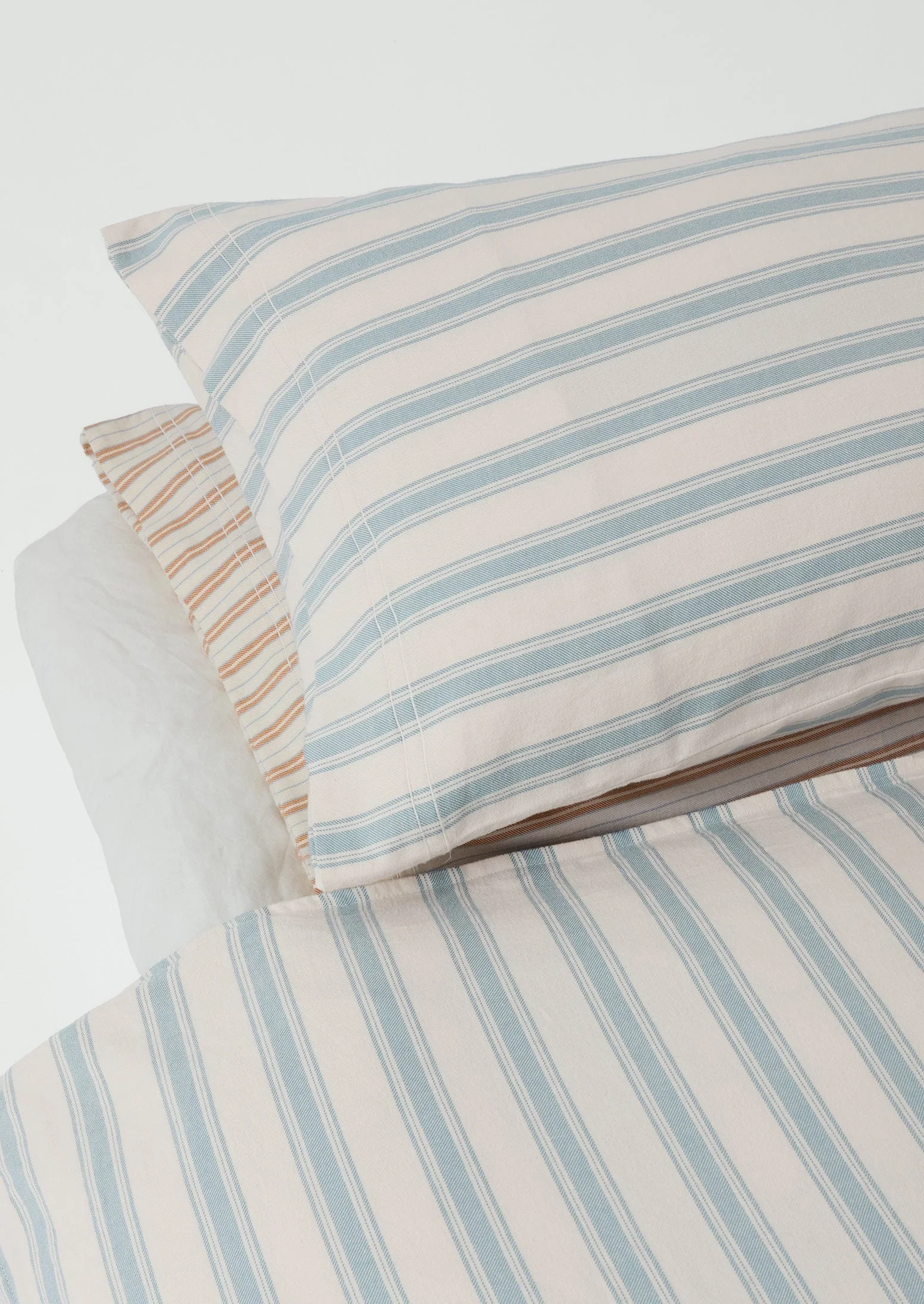 Fjord Flannel Stripe Cotton Duvet Cover | Washed Blue/Ecru - Image 2