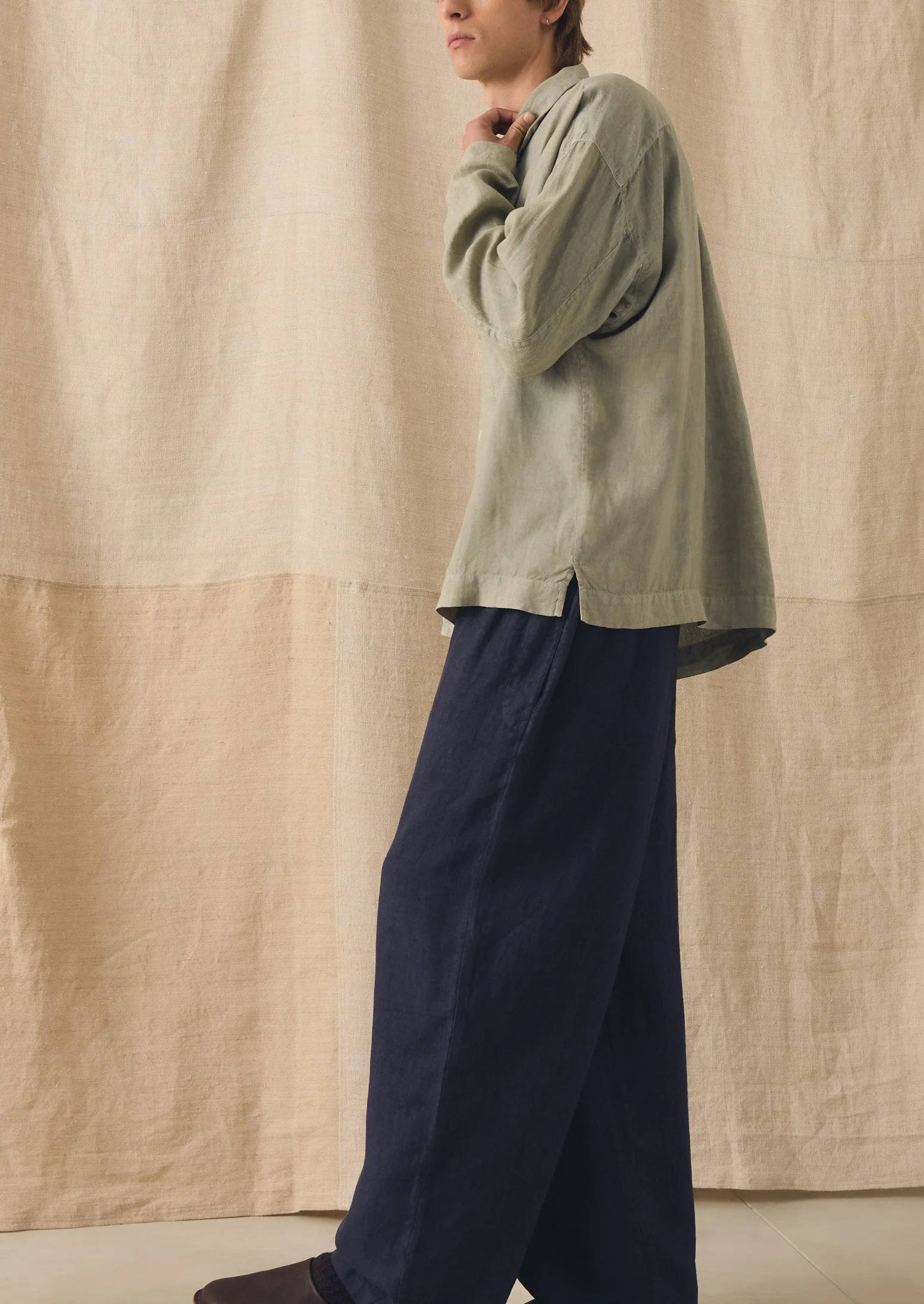 Garment Dyed Linen Drawstring Pants | Blueberry - Image 3
