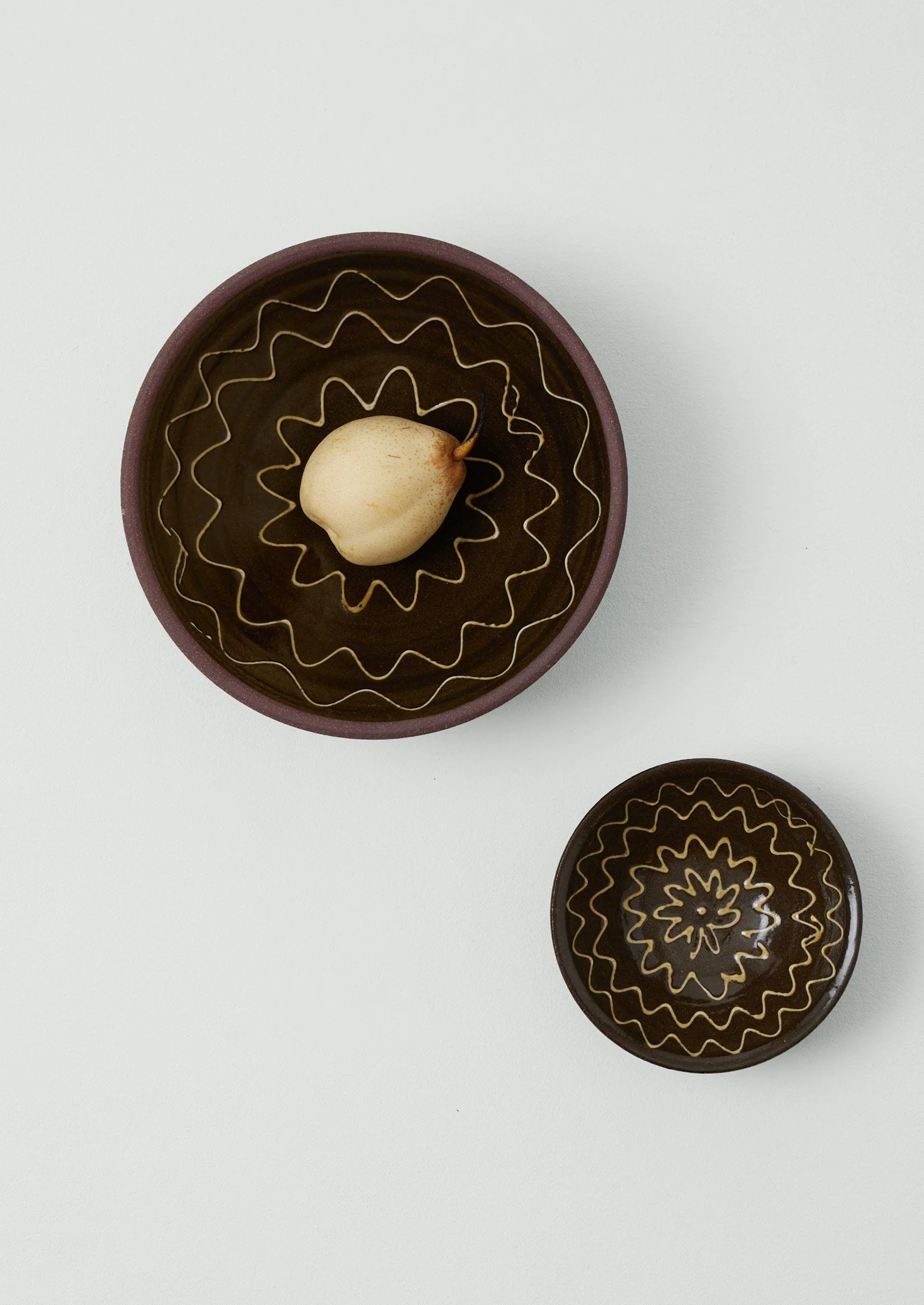 Lily Pearmain Flower Pattern Small Bowl | Peat/Terracotta - Image 3