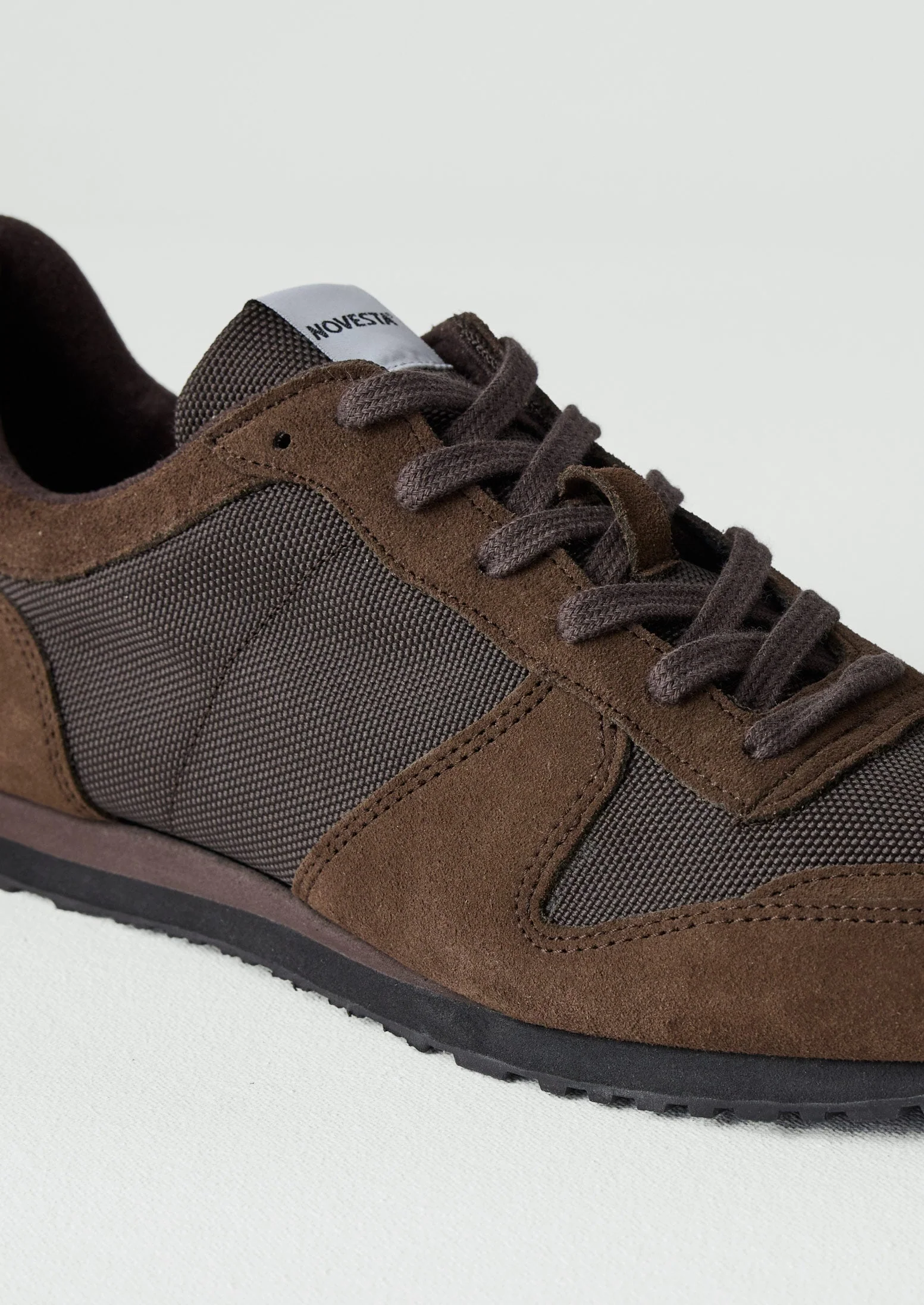 Novesta Marthon Runner Trainers | Bitter Chocolate - Image 4