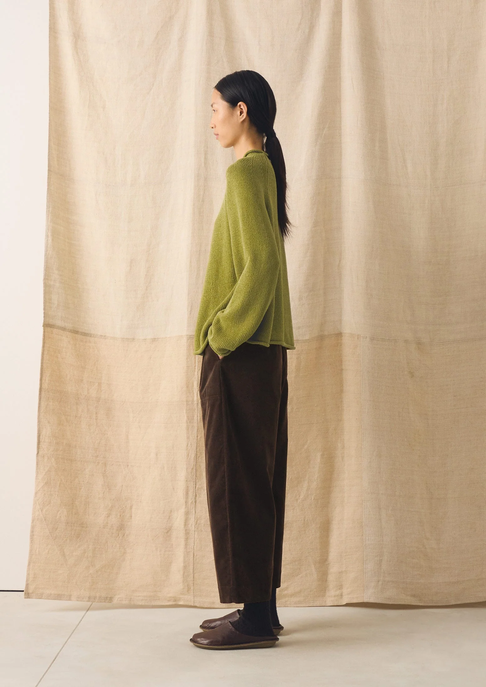Organic Cotton Linen Easy Sweater | Olivine - Image 4