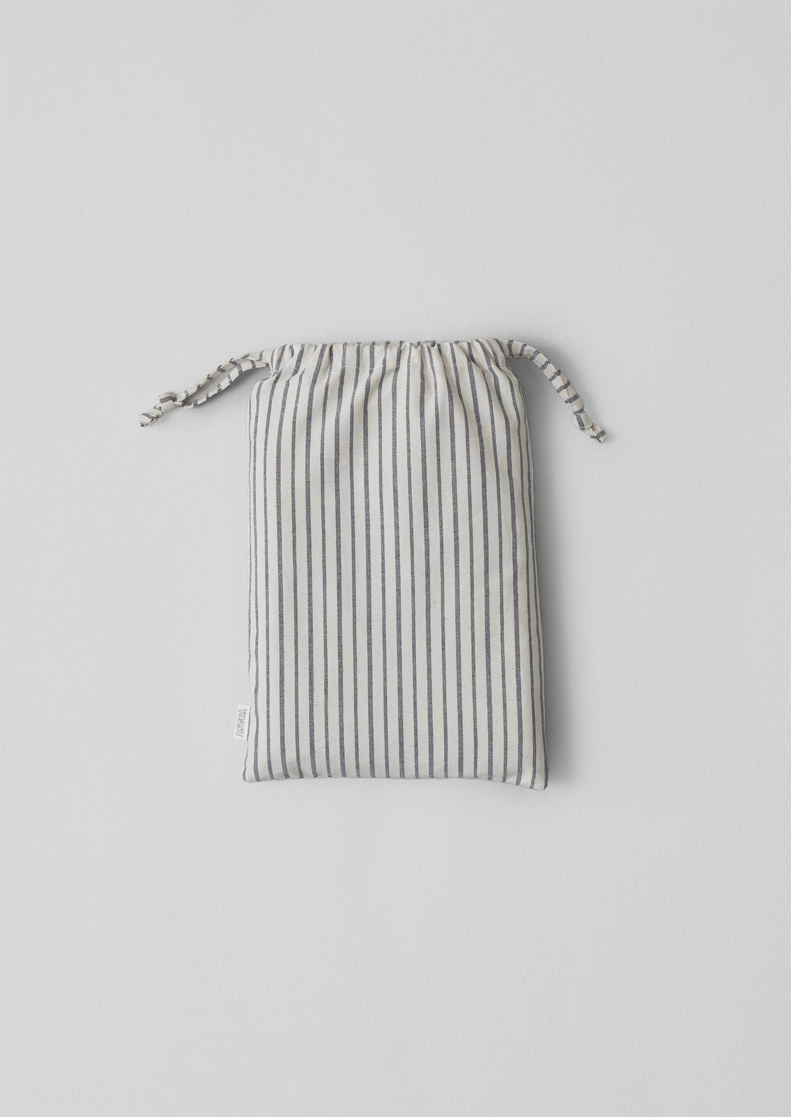 Organic Cotton Pajama Stripe Oxford Pillowcase | Navy/Ecru - Image 3