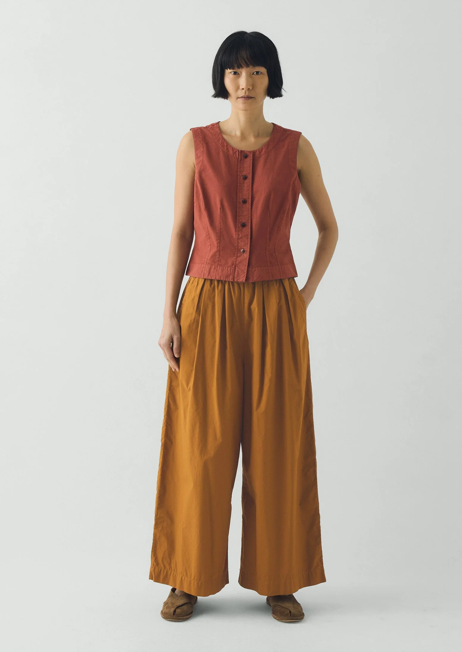 Pleated Pull On Cotton Poplin Pants | Dhal - Image 3