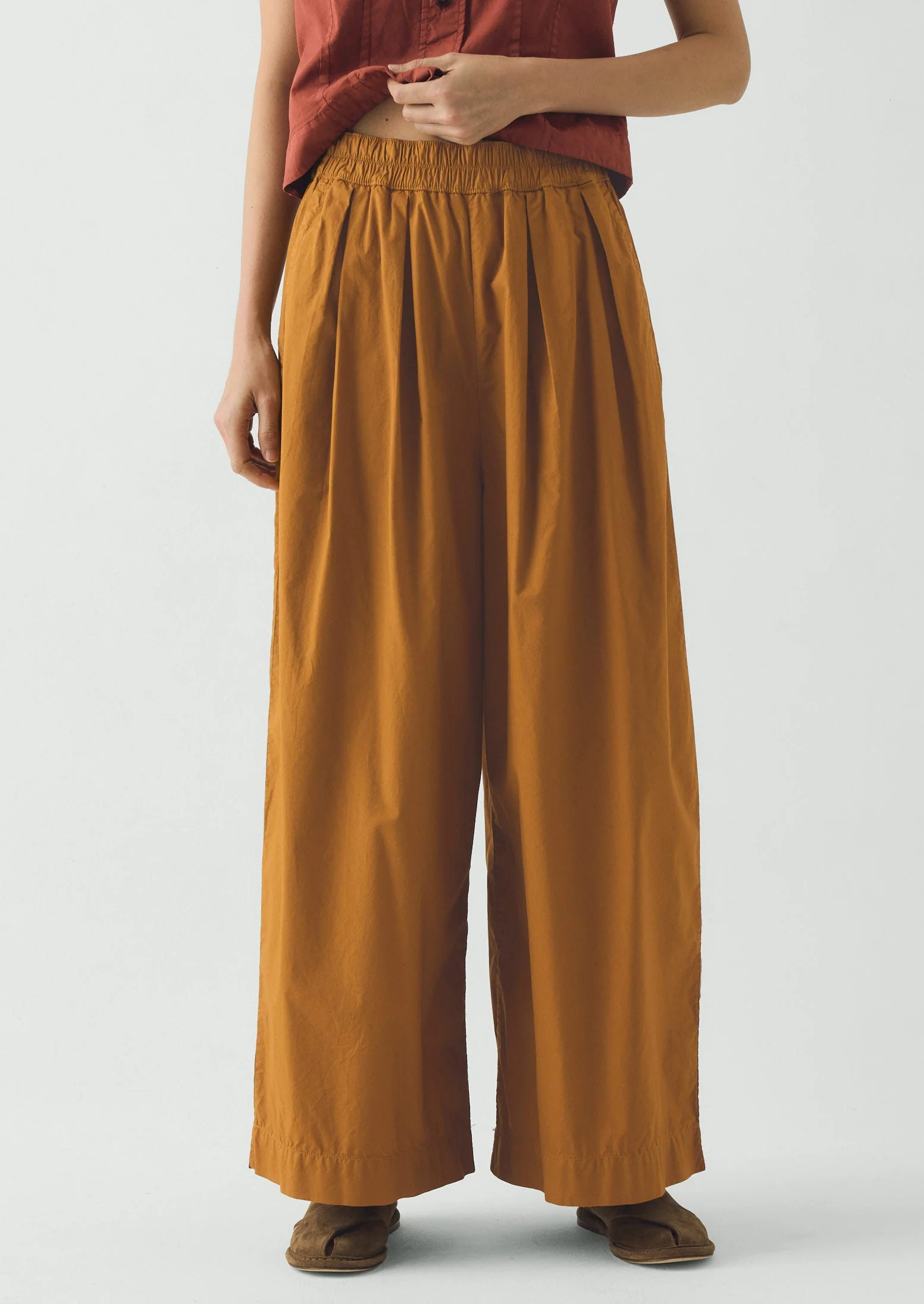 Pleated Pull On Cotton Poplin Pants | Dhal - Image 5