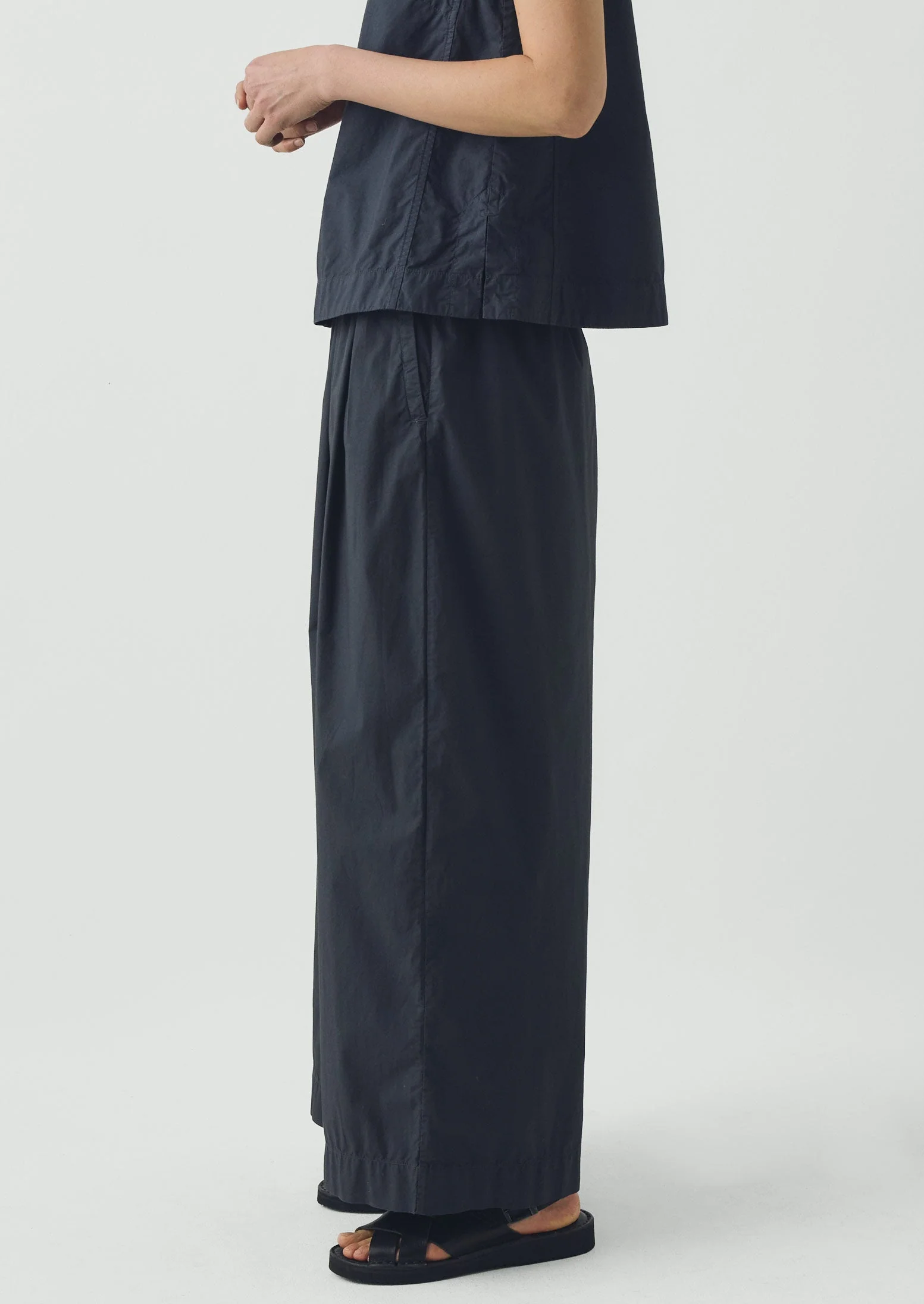 Pleated Pull On Cotton Poplin Pants | Slate - Image 6