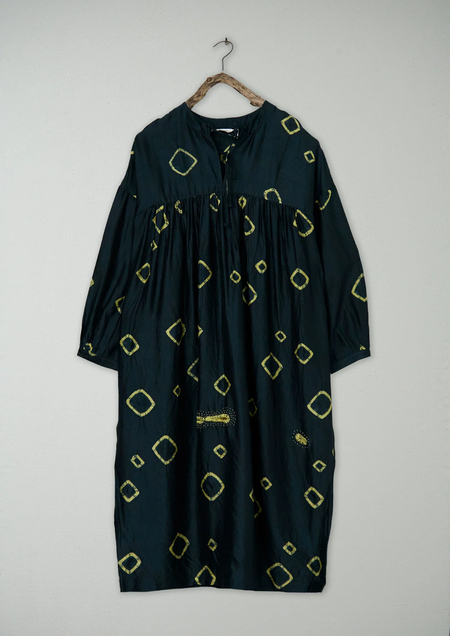 Renewed Hand Shibori Silk Dress XS (115) | Multi