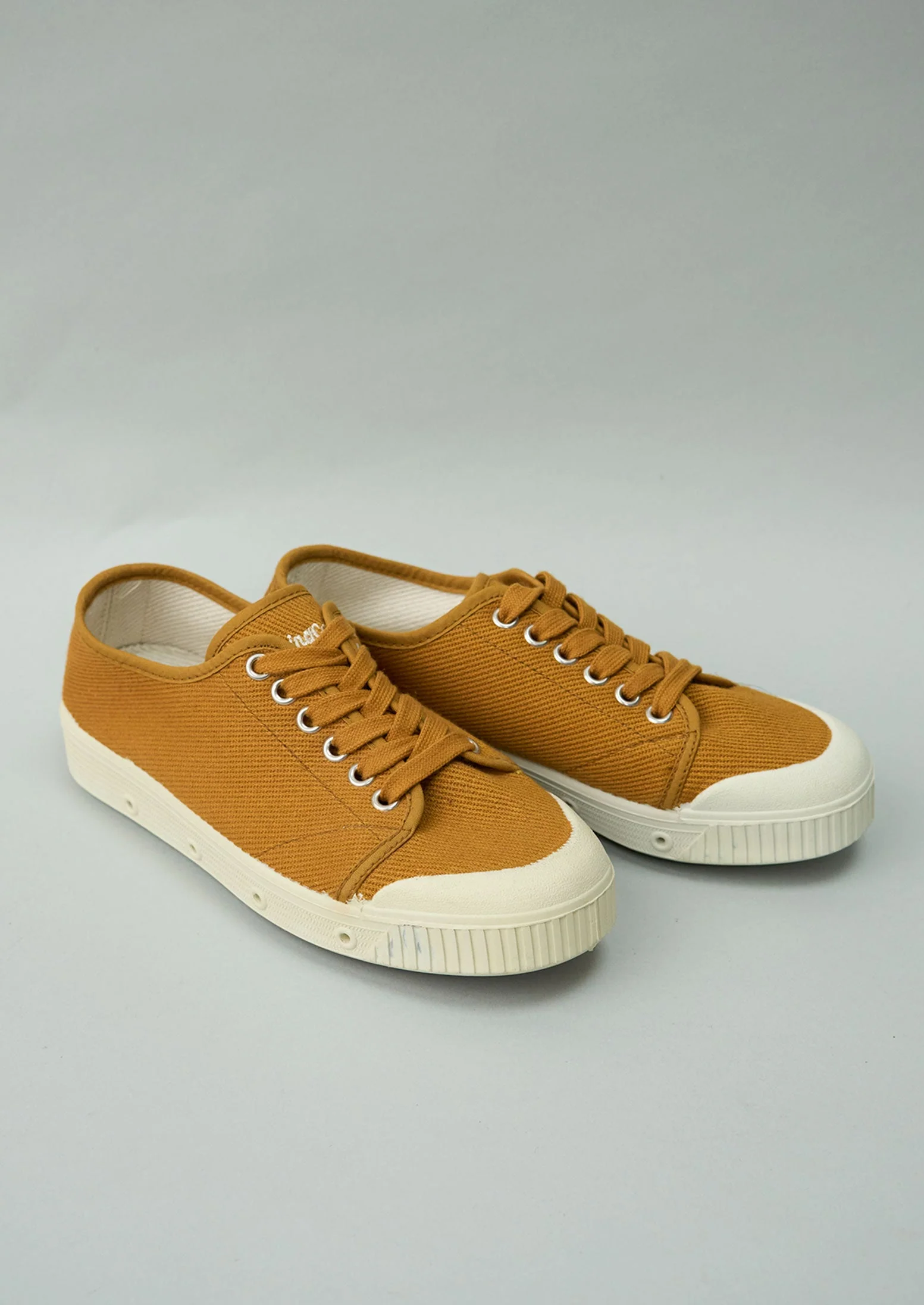 Reworn Spring Court Plimsolls Size 36 (479) | Spice