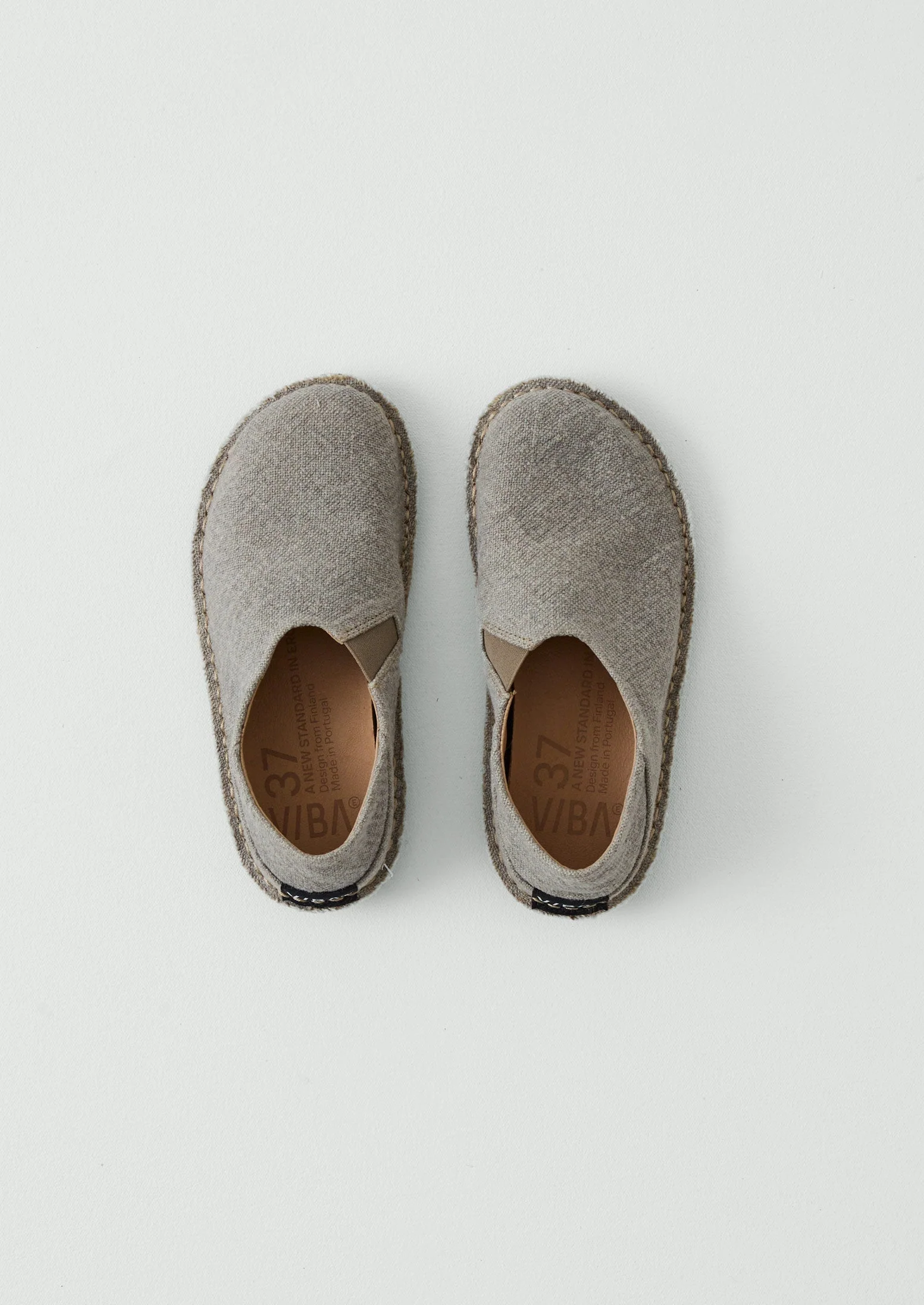 Vibae Zuma Linen Slippers | Sand - Image 2